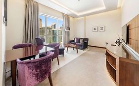 Radisson Blu Hotel, Dubai Waterfront